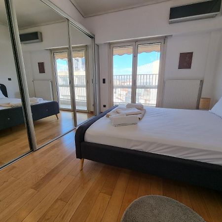 Luxury Living Athens By Yha Apartment Екстериор снимка