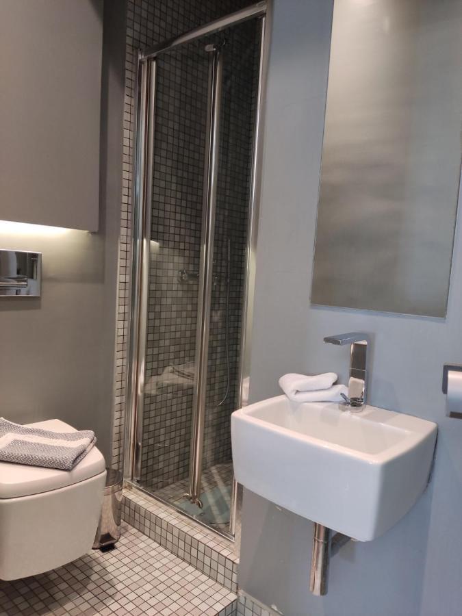 Luxury Living Athens By Yha Apartment Екстериор снимка