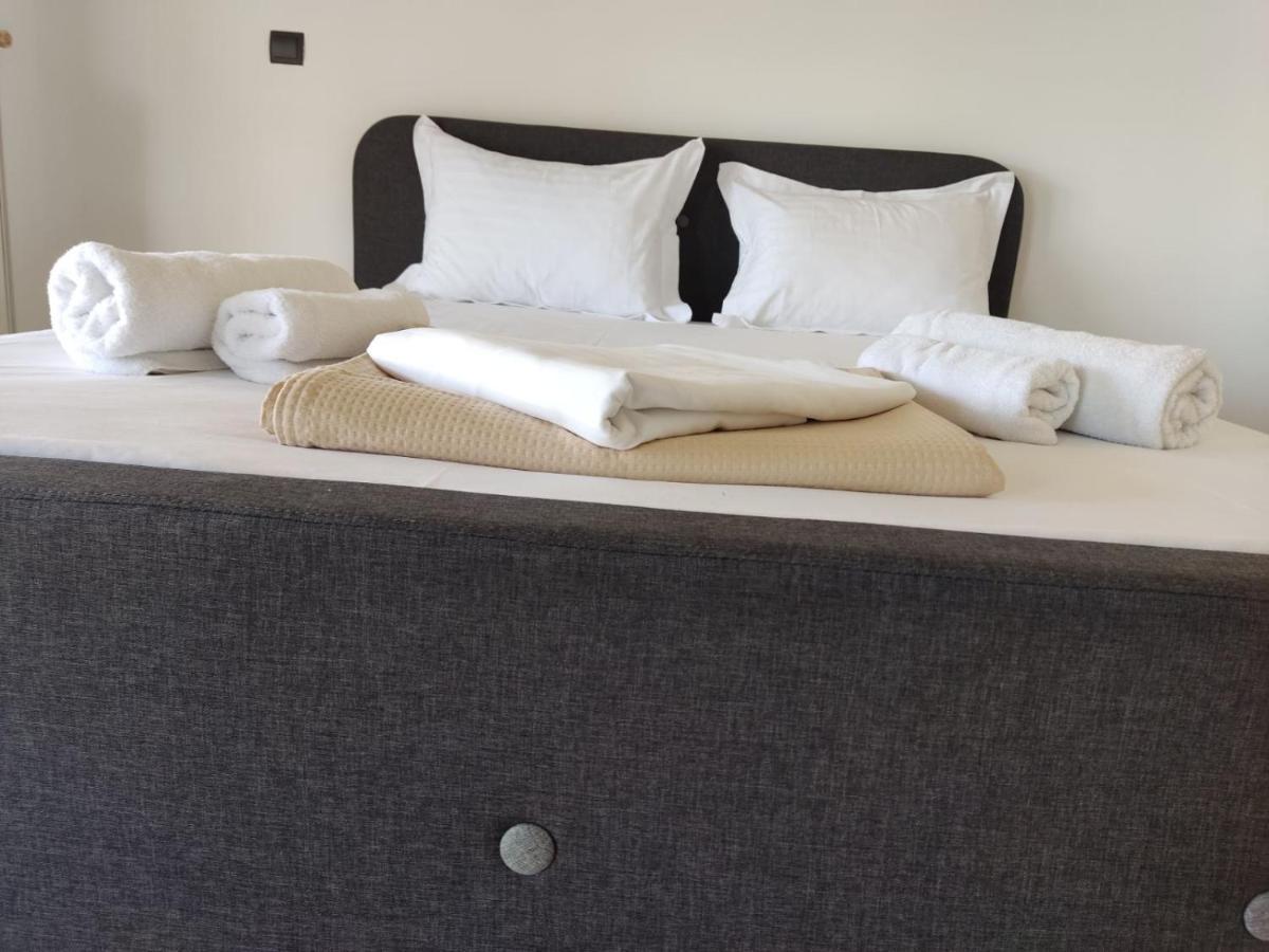 Luxury Living Athens By Yha Apartment Екстериор снимка